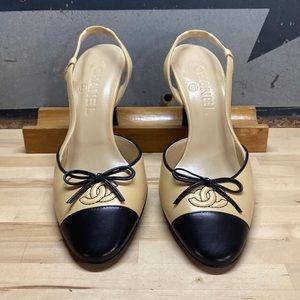 BRAND NEW CHANEL SLINGBACK HEELS | STYLE: LAMBSK IN BEIGE + BLACK | 37 1/2